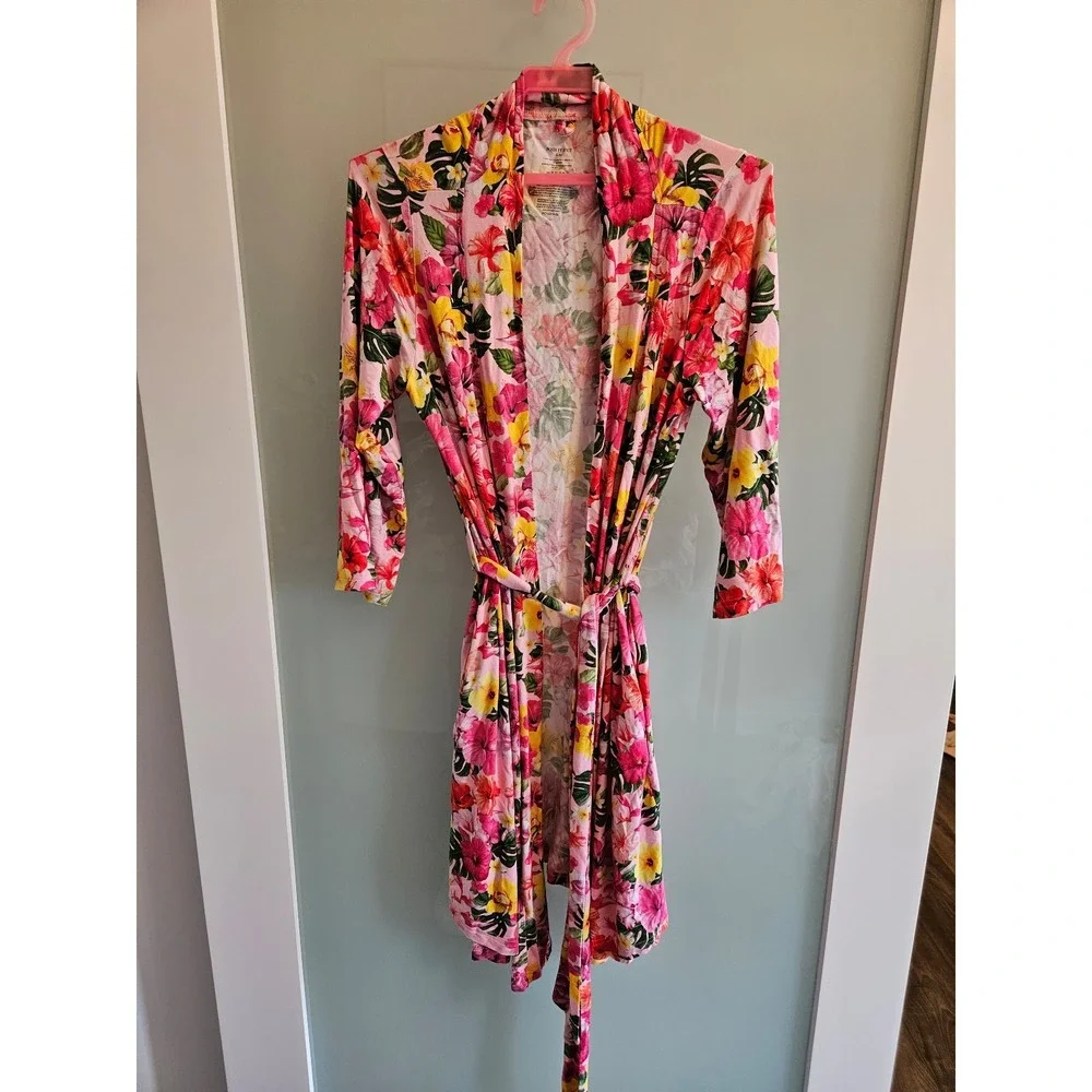 Posh peanut swaddle/robe set - Picture 3 of 3